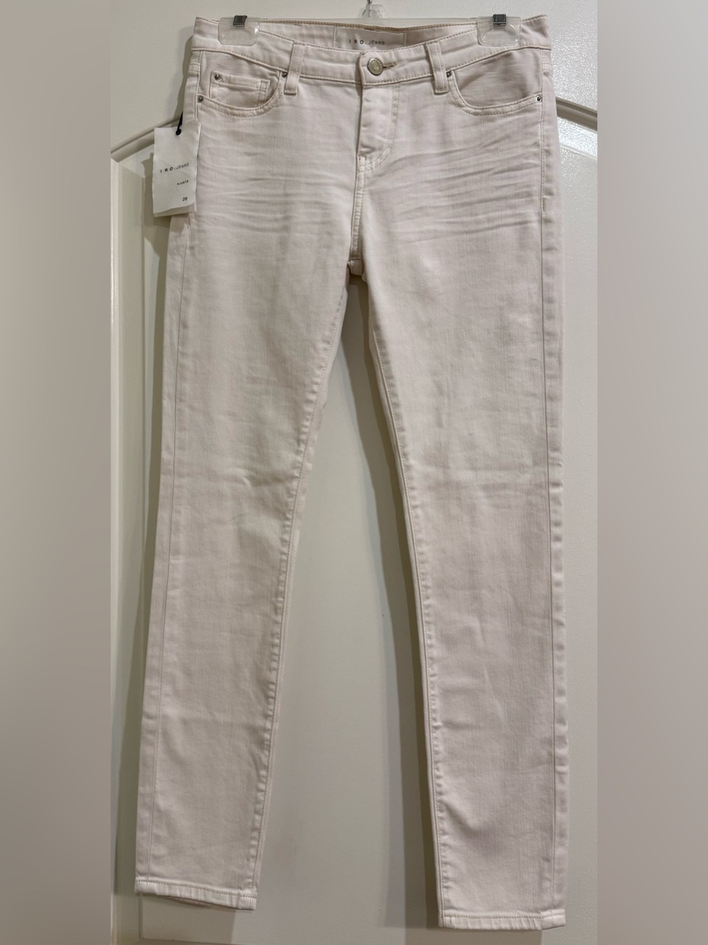 I R O Paris Ajuste Off White Skinny Jeans. Size 28